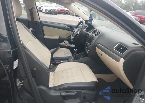 2013 Volkswagen Jetta 2.5L Sel z USA, uszkodzony, nr VIN 3VWGP7AJ1DM264614